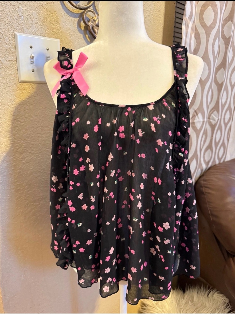 Victoria's Secret Sexy Little things chiffon floral babydoll camisole - Picture 3 of 8